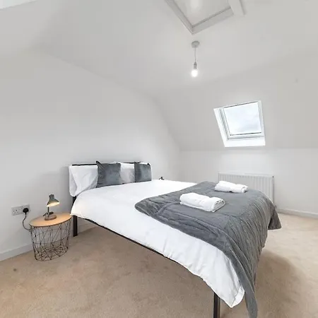 Barrow- 4 Bedroom Detached House *