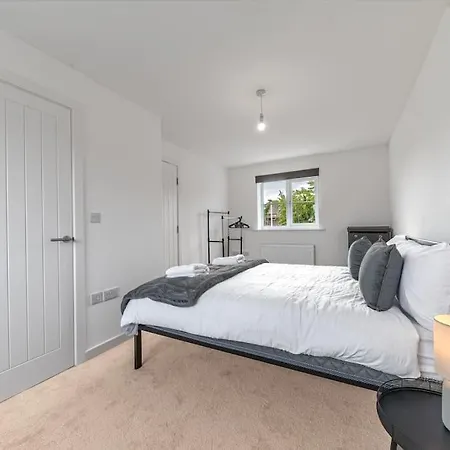 Barrow- 4 Bedroom Detached House